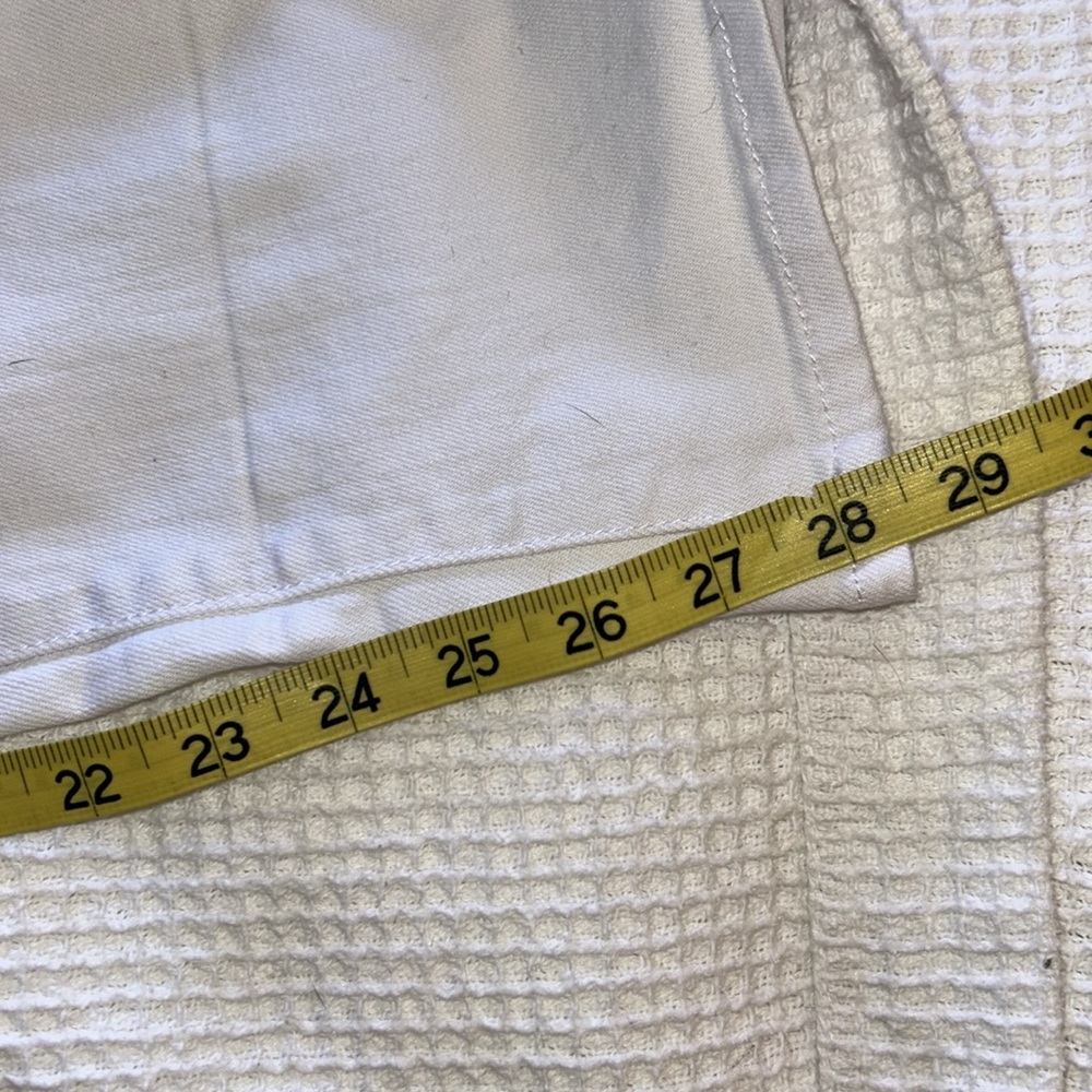 Kut from the Kloth white cropped Jeans. Cameron straight leg. Mid rise - Picture 12 of 14